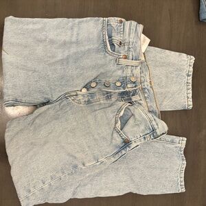 Levi's Classic Light Blue Jeans